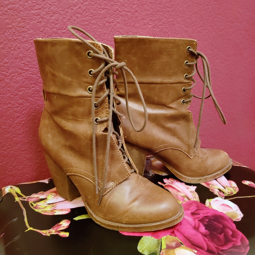 Brown Lace Up Boots